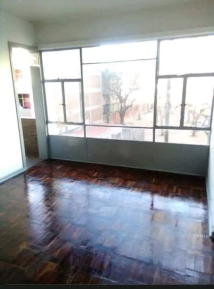 Bachelor room to rent in Berea, Hillbrow in Hillbrow, Johannesburg