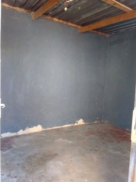 Room to rent in Hlongwane in Katlehong