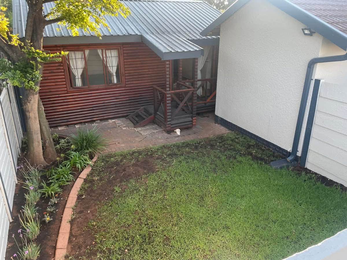 Garden cottage -- Atlasville in Atlasville