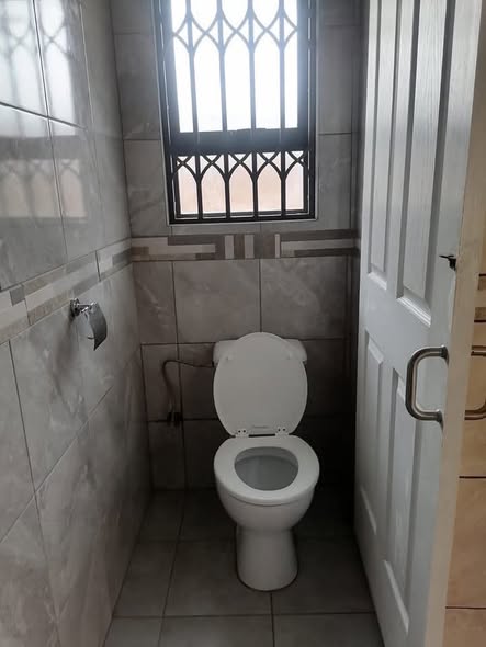 Bachelor Room at Sluma view in Katlehong