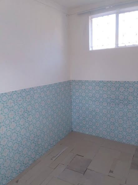 Room-- Turffontein in Turffontein