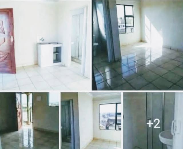 Ensuite Room -- Tshepisong Phase 1 in Tshepisong