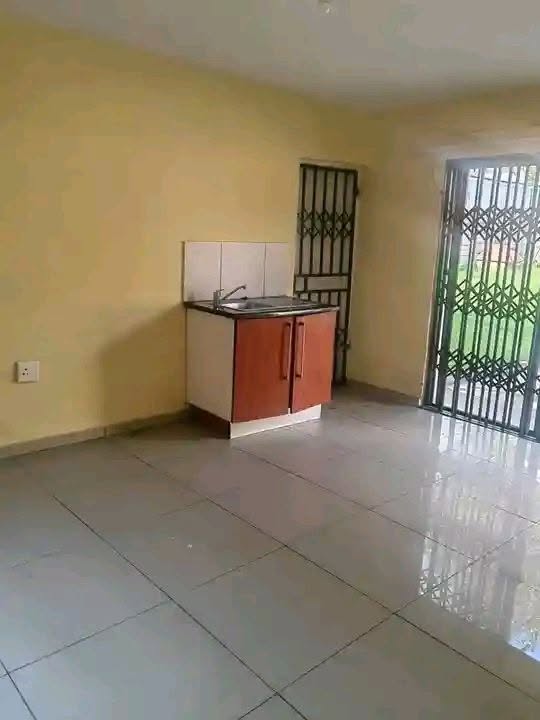 Ebony Park Accomodation in Ebony Park
