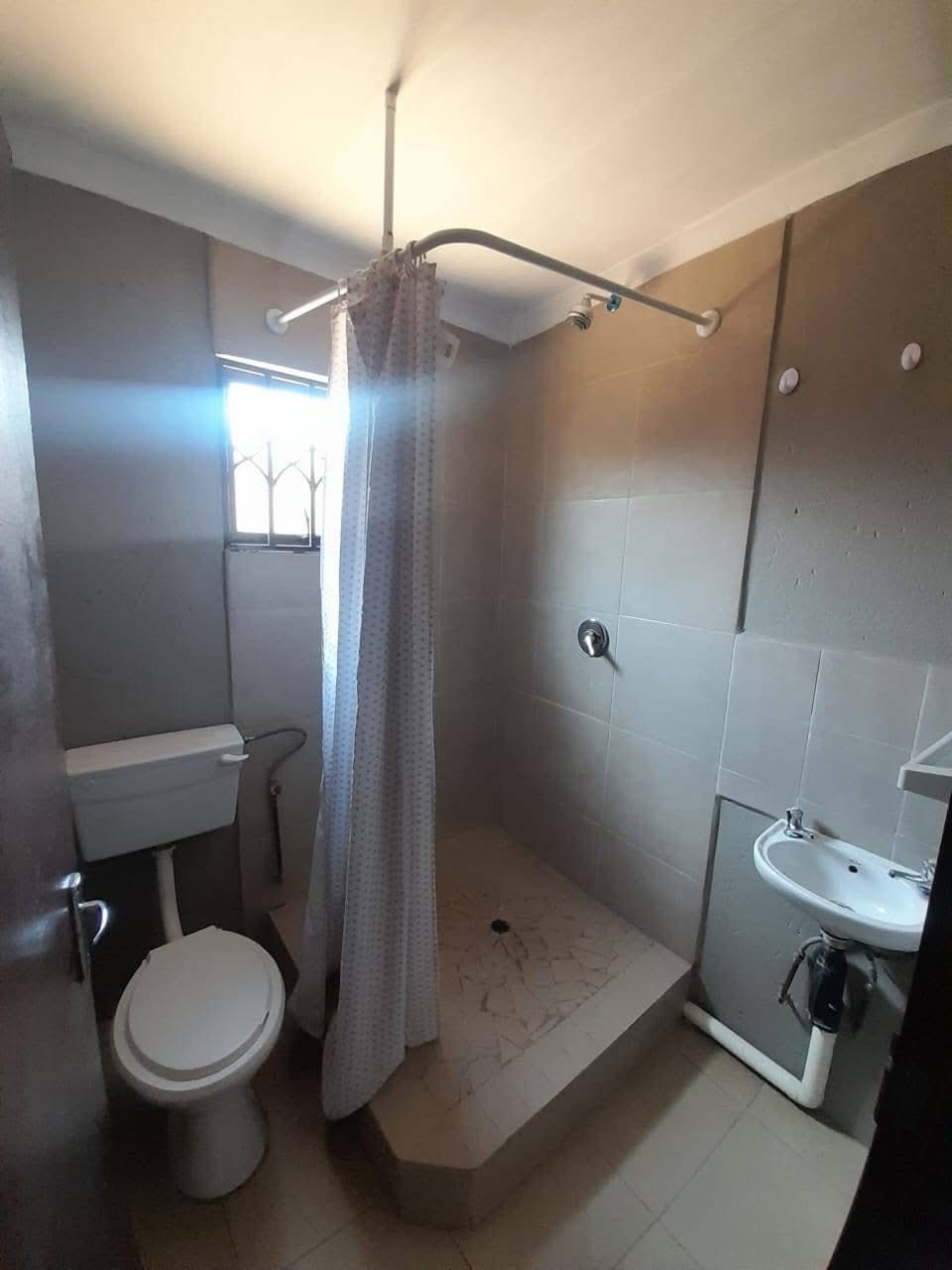 Bachelor Room for Rent in Vosloorus Ext 8 in Vosloorus