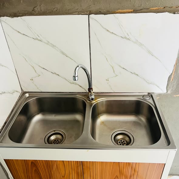 Bachelor unit available at block L in Soshanguve L