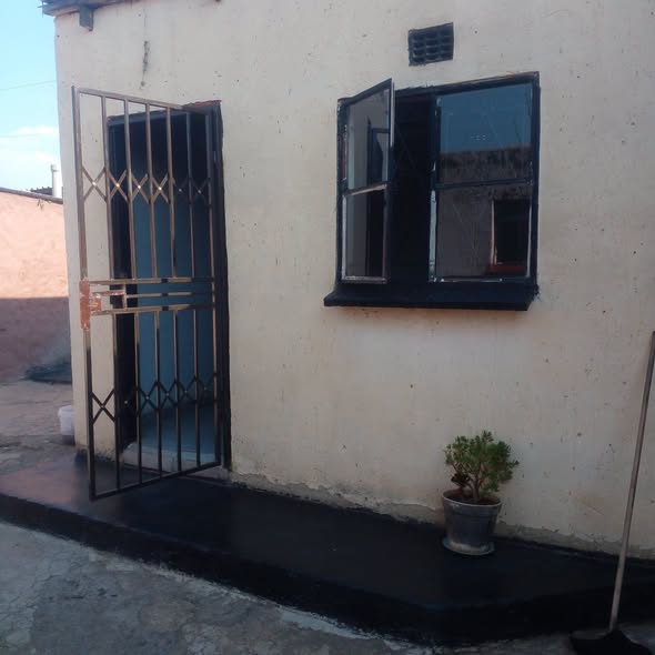 Big Room To Rent Emndeni next to Tjunction in Soweto, Johannesburg