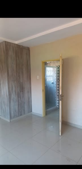 Bachelor -- Crystal Park in Benoni