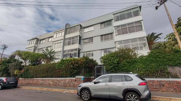 Modern 2 Bedroom Apartment To Rent in Sea Point in Sea Point