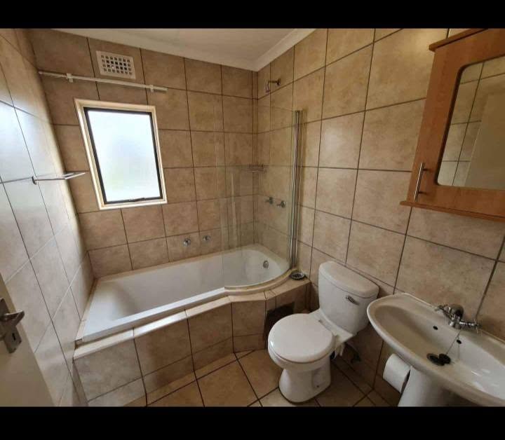 2 Bedroom, 1 Bathroom Apartment Available in Olympus in Pretoria East