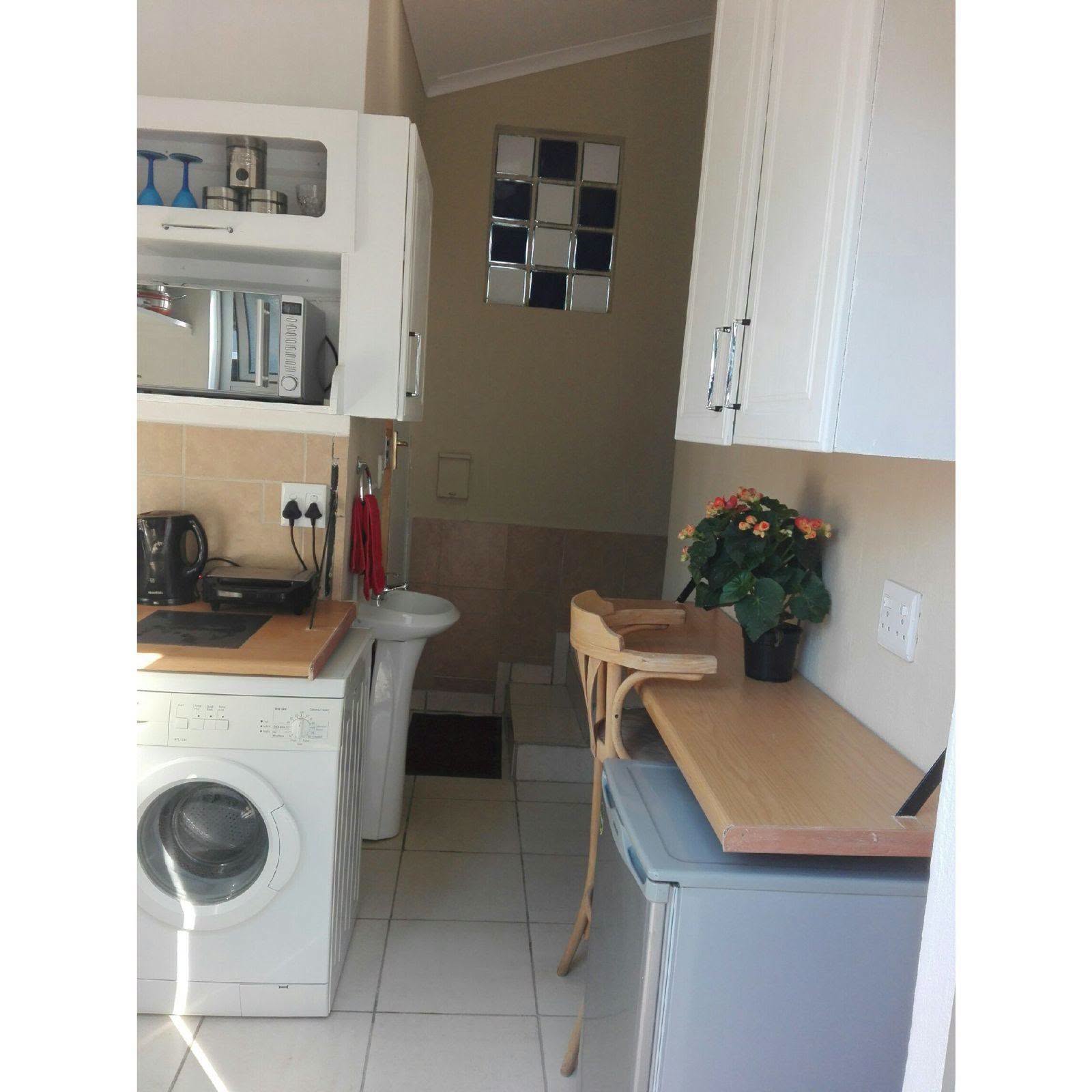 Bachelor cottage to rent in Randburg in Randburg, Johannesburg
