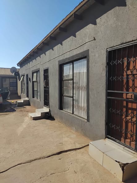 Room to rent in Msholozi, White River — photo 1