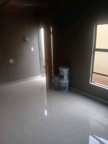 Esselen park Tembisa Room in Thembisa