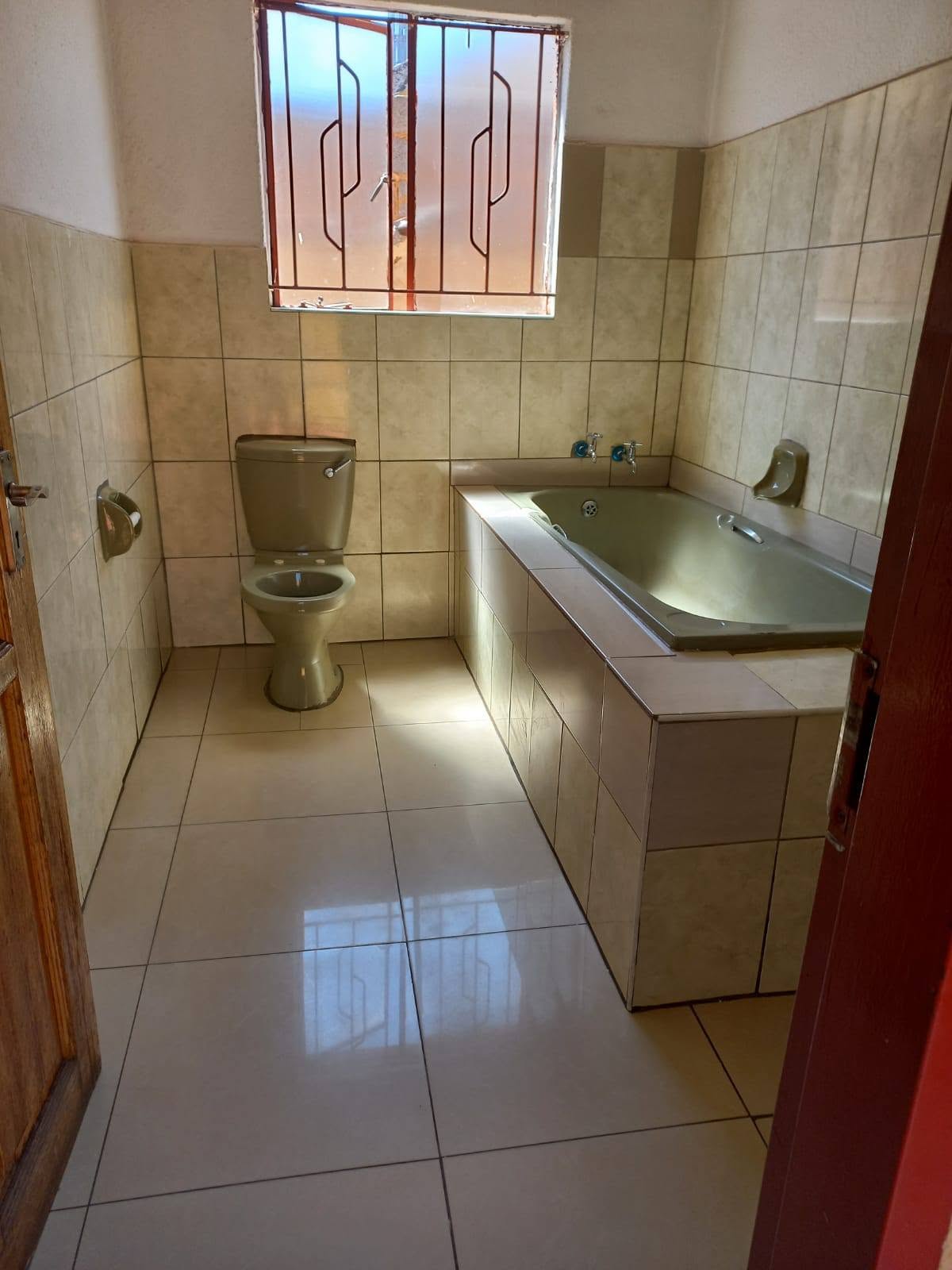 Room at ext 23 Eastfield in Vosloorus