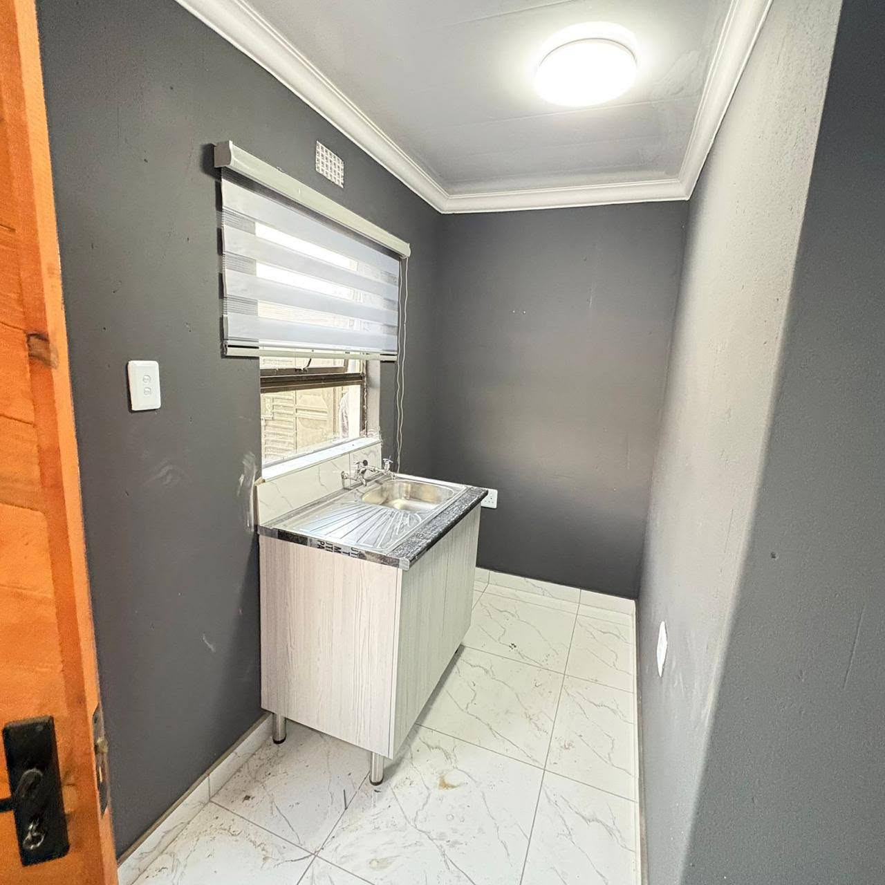 Bachelor & Single Units Langaville ext 1 in Langaville