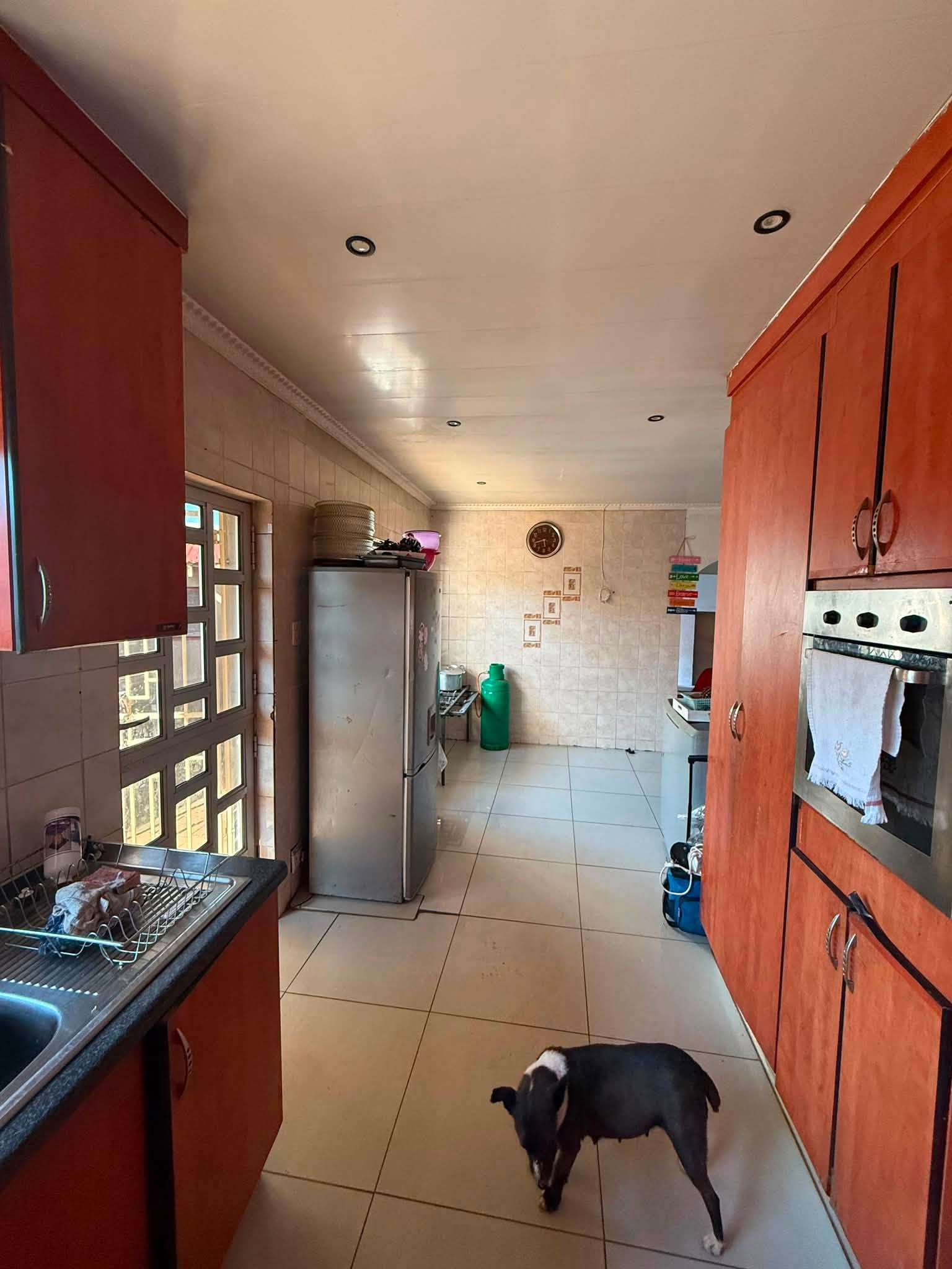 2-Bedroom Unit To rent in Old Birch Acres, Kempton Park in Birch Acres, Kempton Park