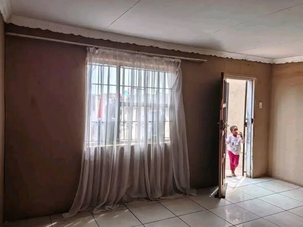 Big Garage To Rent In Dube, George Goch in Dube, Johannesburg
