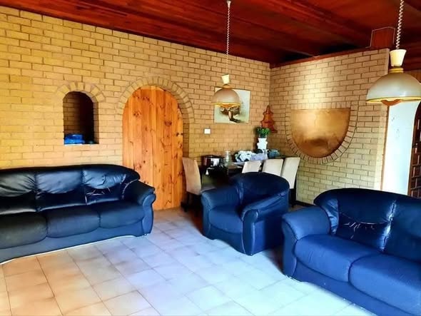 Room to rent in Centurion, Looking for 1 Male Tenant  for a Commune in Centurion, Pretoria