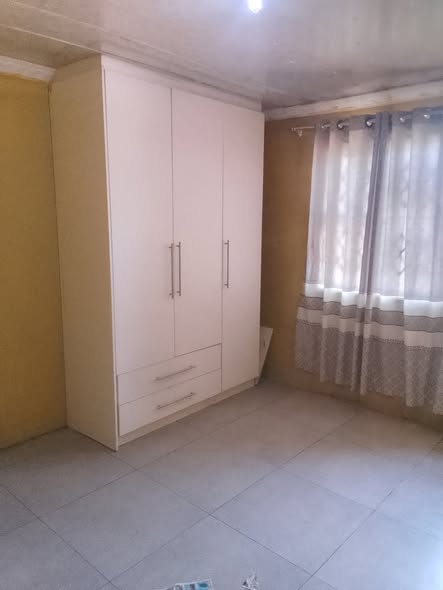 Rooms to rent in Nazareth island, Pinetown in Pinetown, Durban